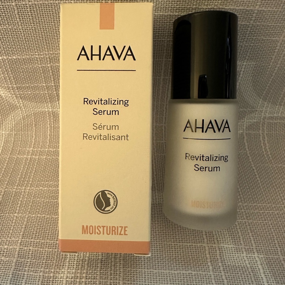 NWT full size Ahava revitalizing serum retail $62